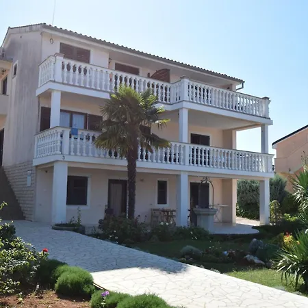 Apartman Marinela 1 By Interhome