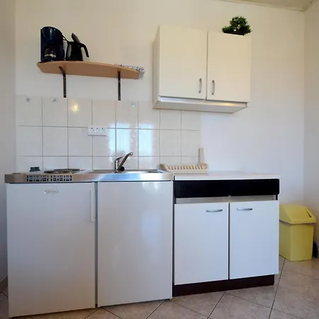 Marinela 1 By Interhome Apartman *