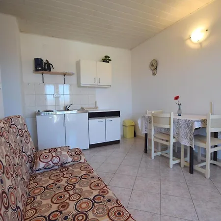 Marinela 1 By Interhome Apartman