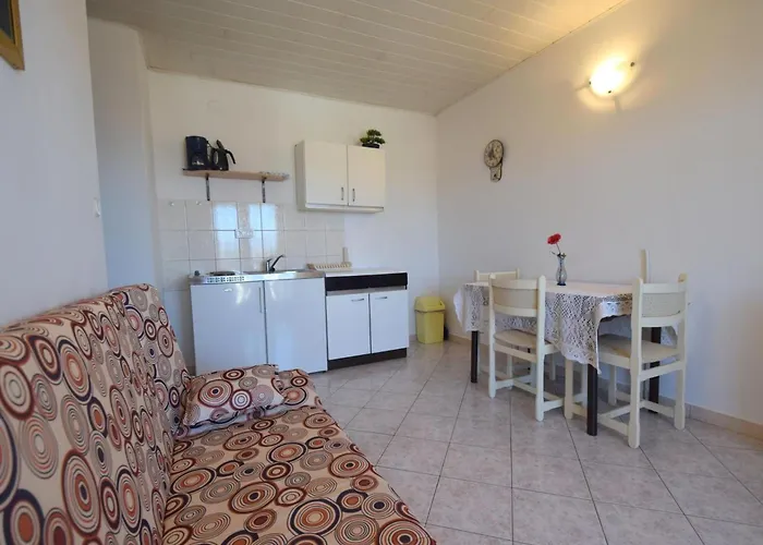 Marinela 1 By Interhome Apartman